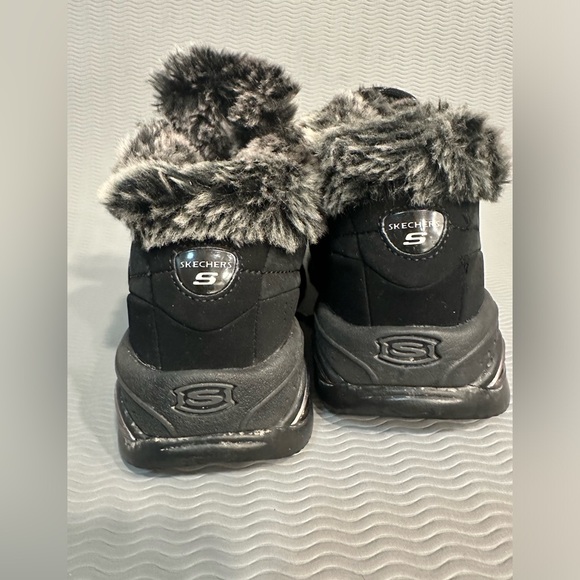 SKECHERS - Picture 5 of 8